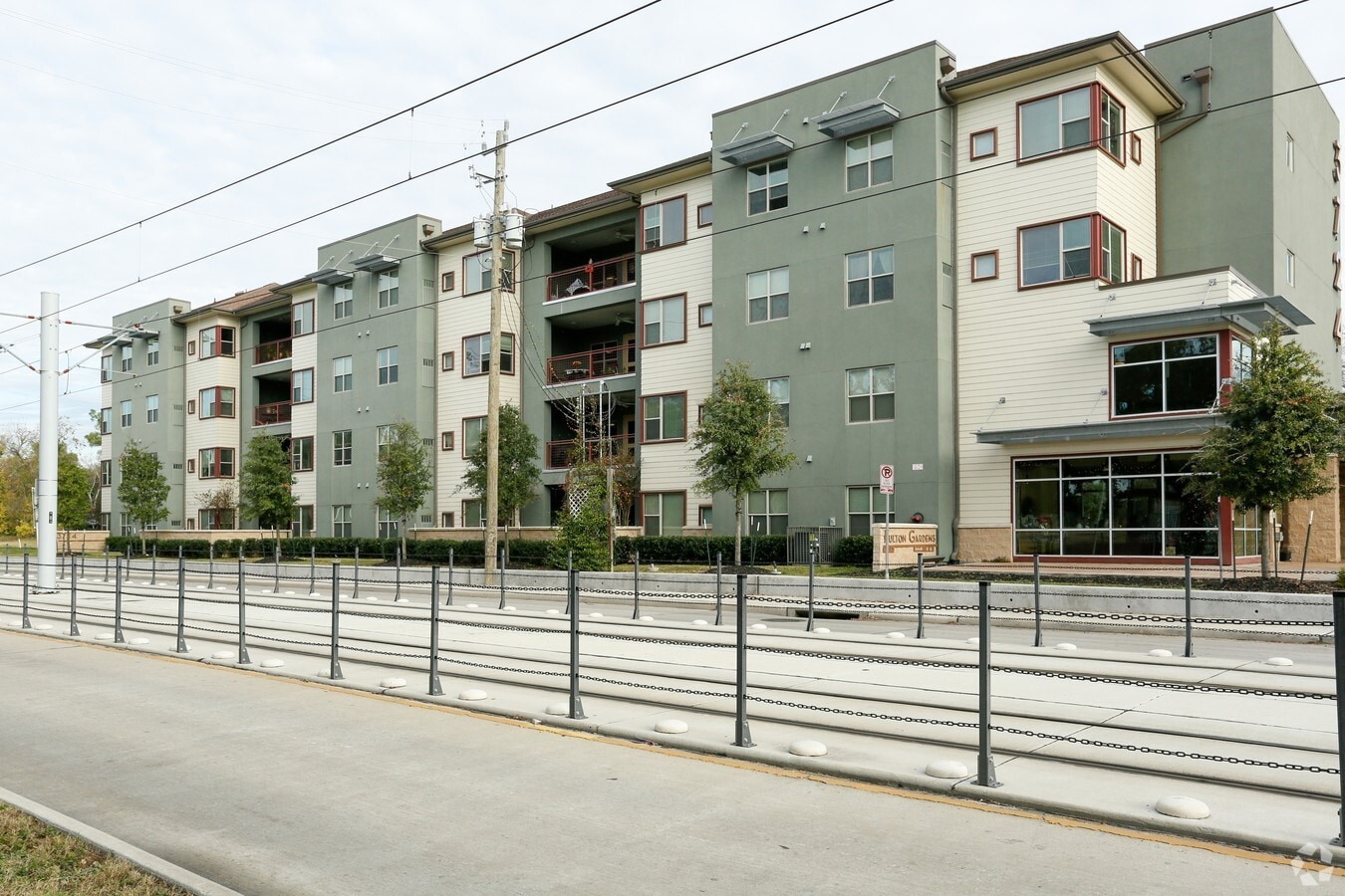 Photo - AveCDC Fulton Gardens