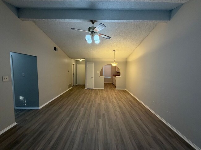 Photo - SINGLE STORY 3 BEDROOM HOME IN NORTHWEST C...