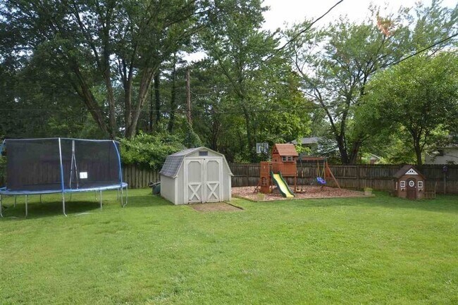 Photo - Well-Appointed East-Side Home with Exceptional Living Space in Sycamore Knolls