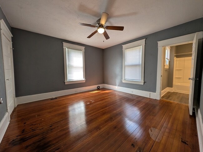 Photo - 1017 Ferdinand Ave SW