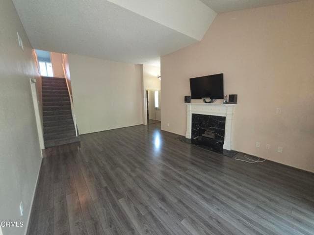 Photo - 204 Cordova St