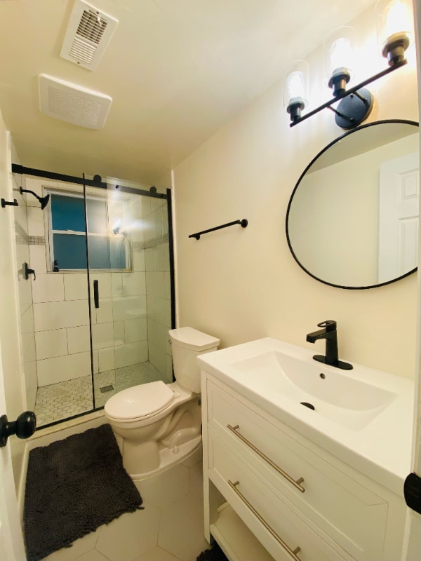 Building Photo - 5530 Q Rental