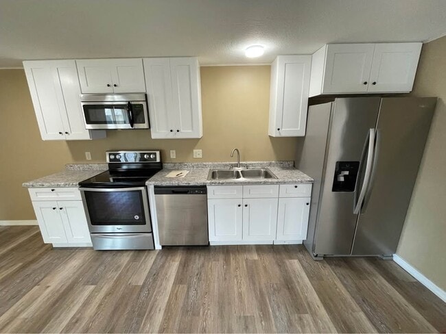 Building Photo - 136 Kimberling City Ctr Ln Unit 5