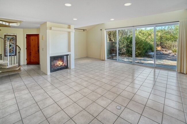 Photo - 3322 N Riverbend Cir W