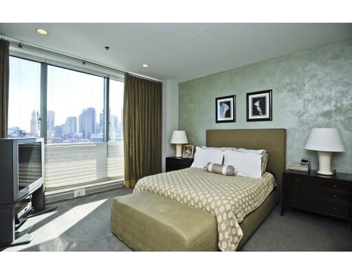 Photo - 234 Causeway St Unidad 1012