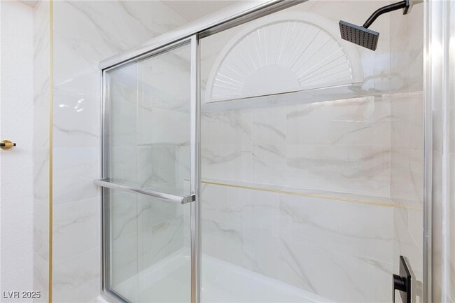 Building Photo - 9762 Silver Dusk Ct