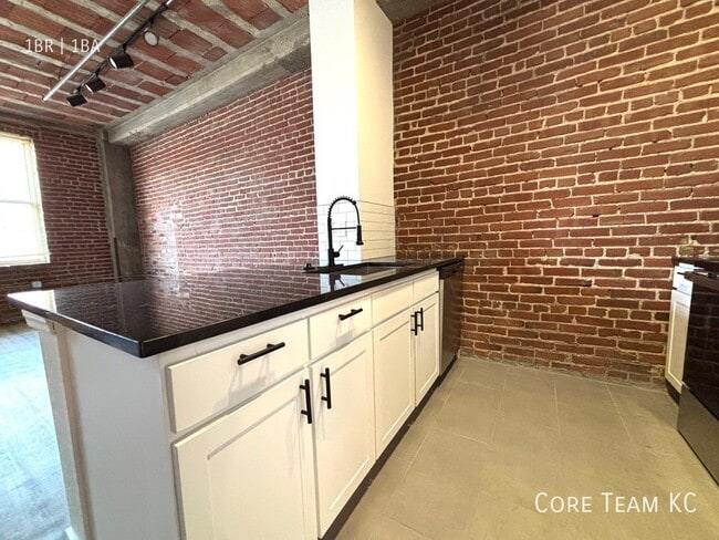 204 Walnut St Unit 502