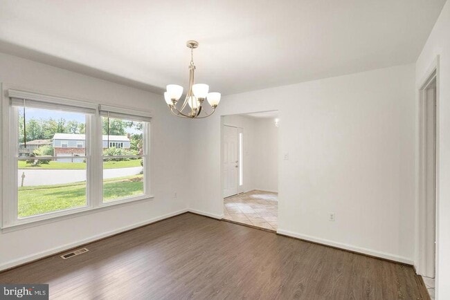 8902 Huxley Ct