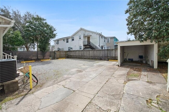 Photo - 7710 Plum St