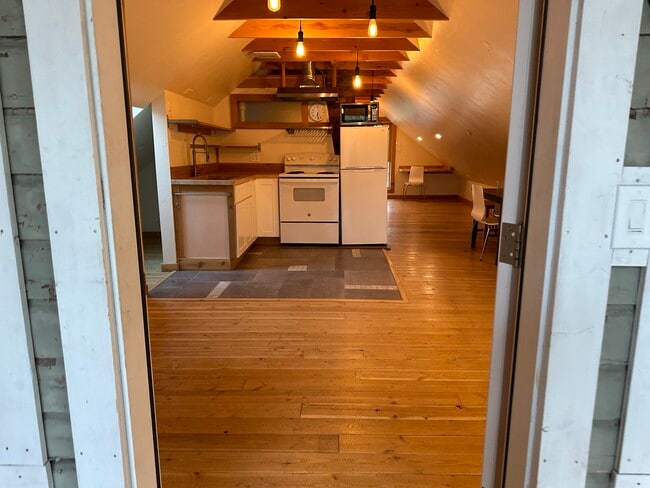 Photo - 103 S 8th Ave Unit Top Floor-Loft Apartment