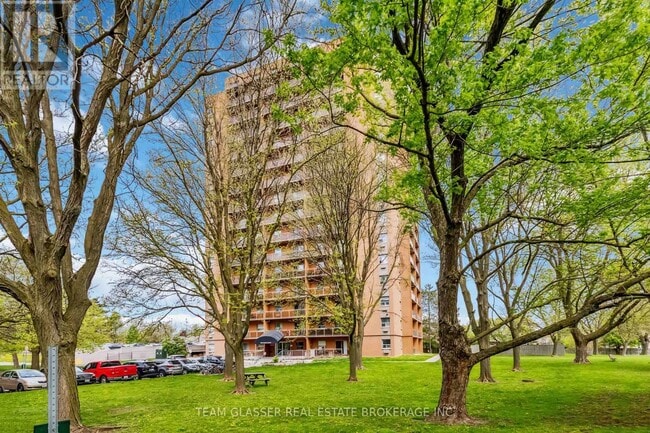 Photo - 1580 Adelaide St Unit 3132