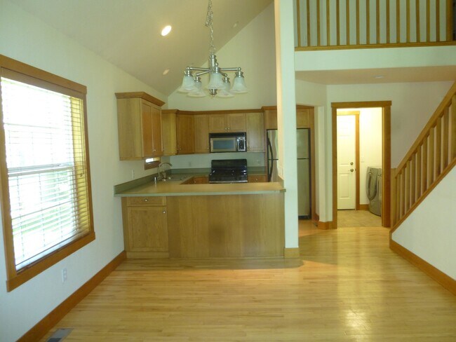 Photo - Fabulous Townhome Near Grouse Mountain Lodge