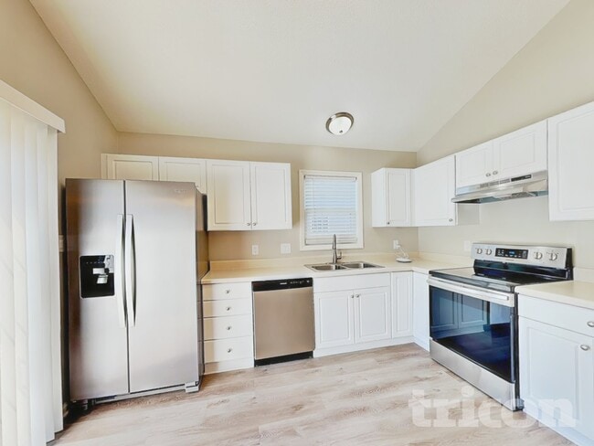 Photo - 5112 Limewood St