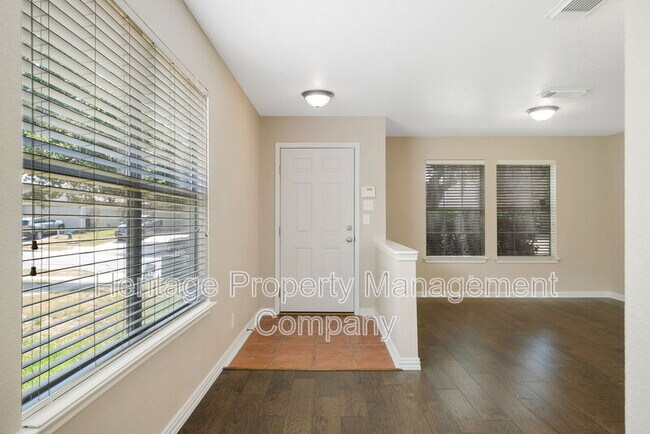 Photo - 136 Longhorn Way