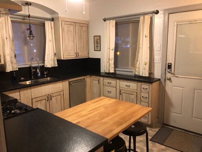 Photo - Grayye Duplex Unidad 19 W 500 N