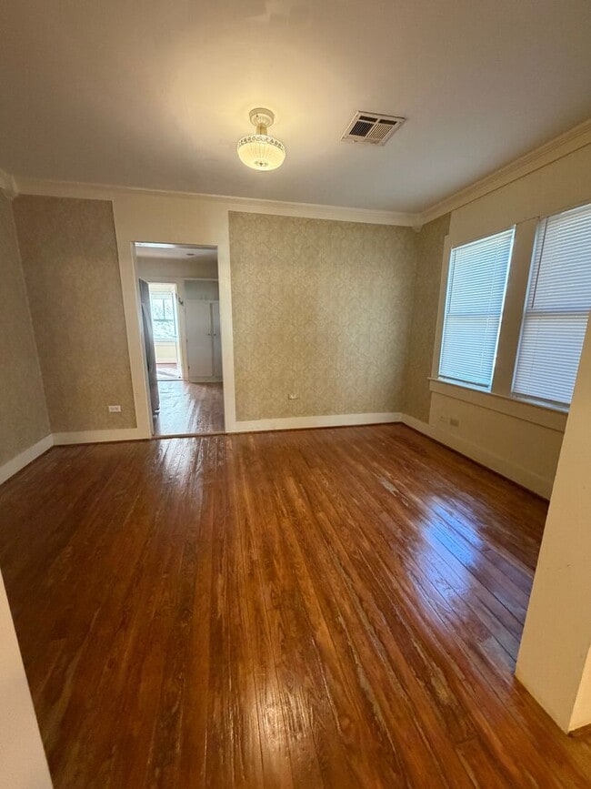 Photo - Three Bedroom, 2 Bathroom