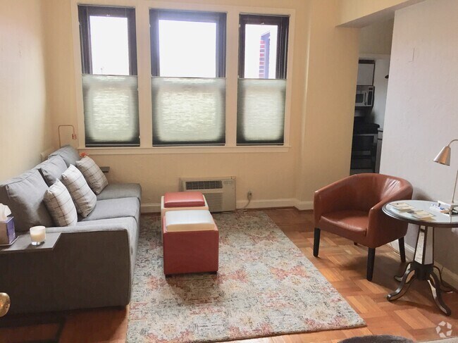 Building Photo - 1010 25th St NW Unit 807 Rental