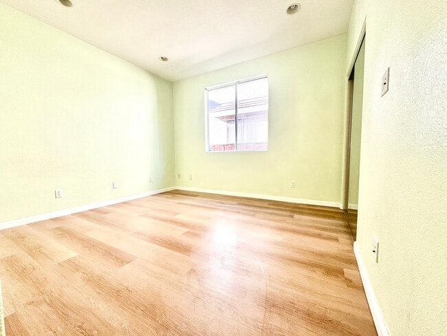 Photo - 4030 Bouquet Park Ln