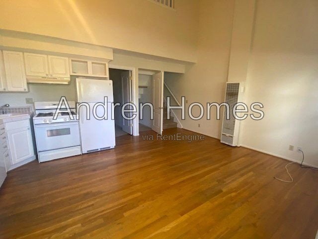 Photo - 126 Pine St