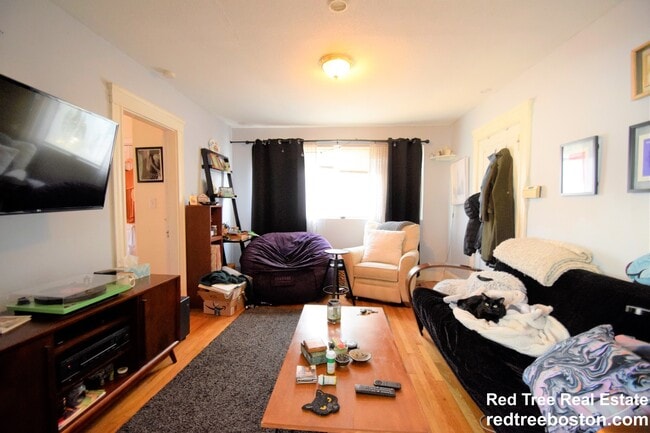 Photo - 98 Beechcroft St Unit 1