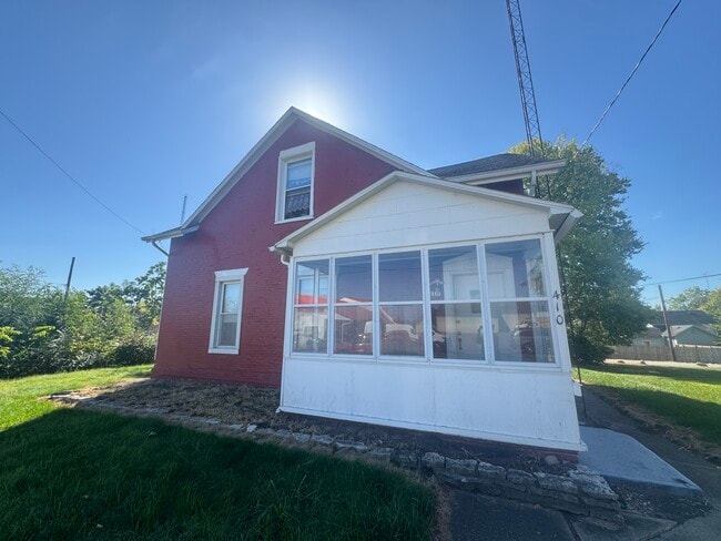 Building Photo - 410 E Winona Ave Unit 1