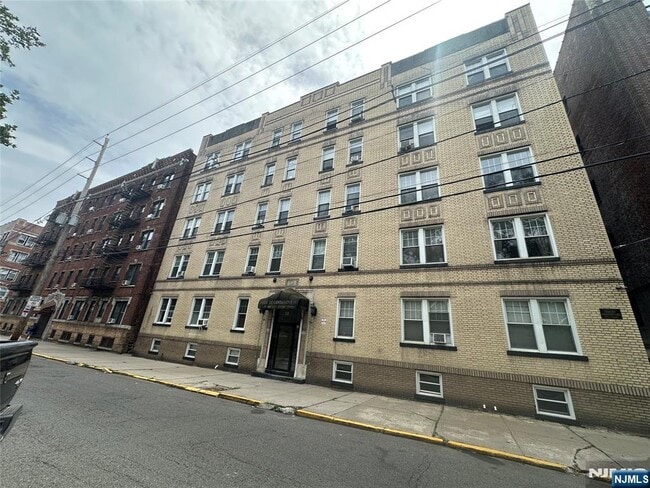 Building Photo - 311 79th St Unit 9