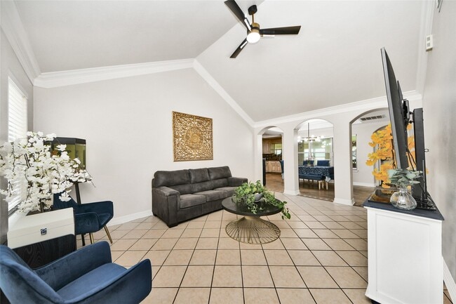 Photo - 5519 Rio Sabinas St