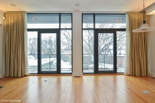 Photo - 2734 N Lincoln Ave