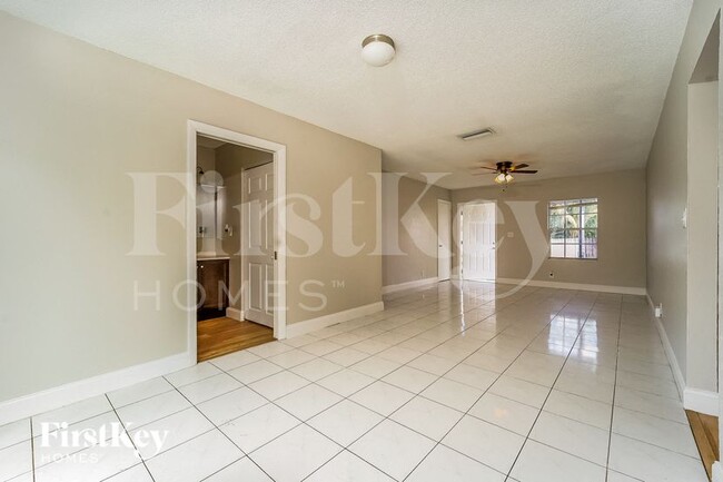 Photo - 7872 SW 4th Pl