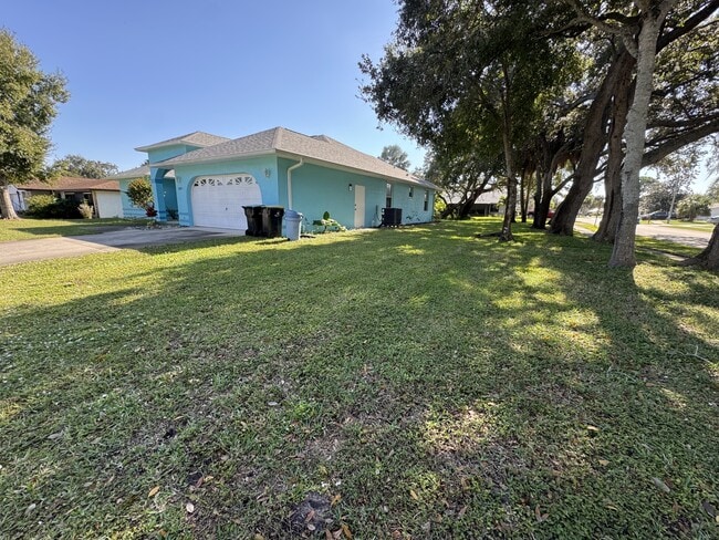 Photo - 1522 Breese St NE