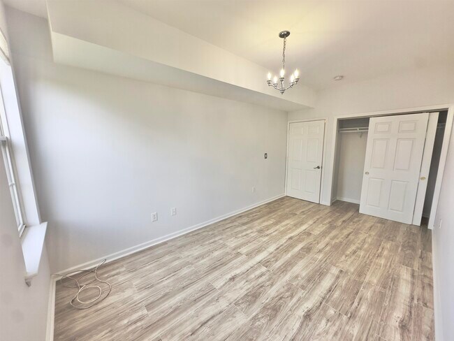 Photo - 197 Van Horne St Unidad 2