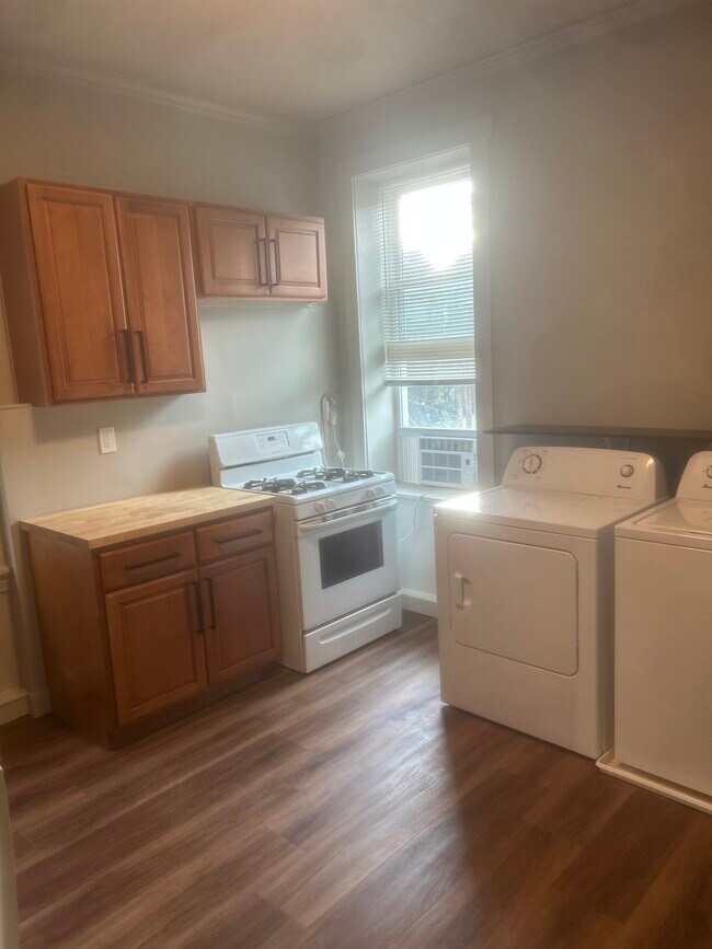 Photo - 3107 California Ave Unit A
