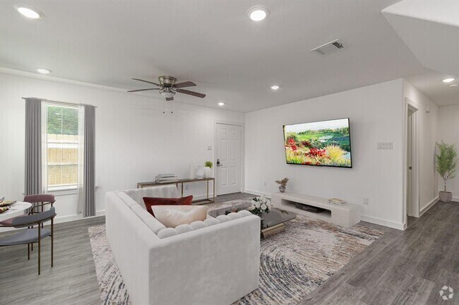 Building Photo - 7802 Crestview Dr Unit A Rental