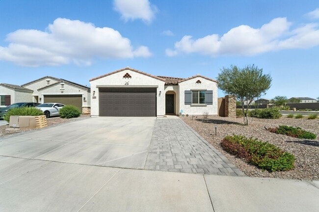Photo - Stunning new build in Glendale, AZ!