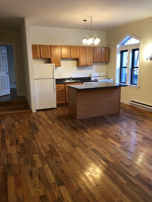 Photo - 631 W Barry Ave Unidad #206