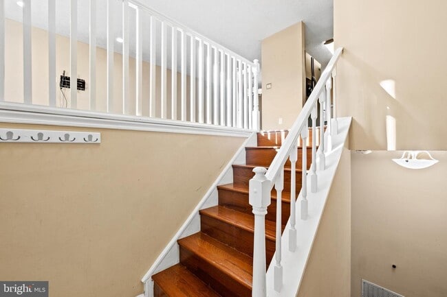 Photo - 8469 Rippled Creek Ct