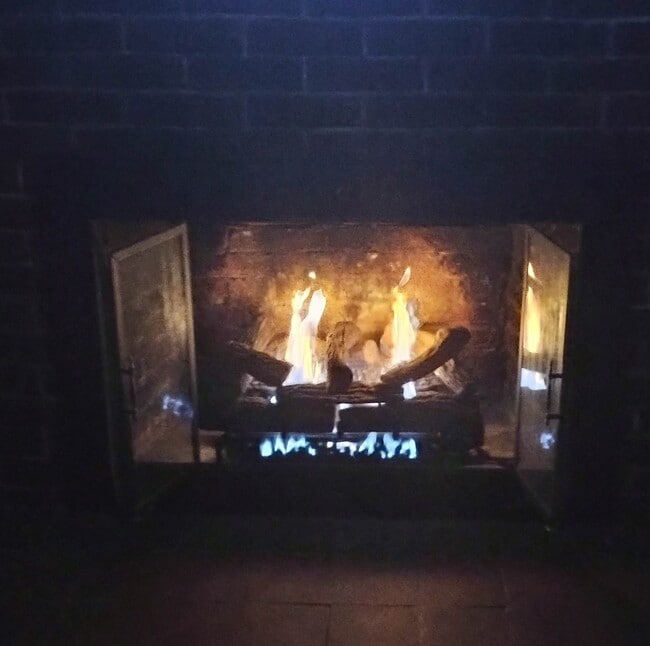 Building Photo - 36 Underwood Ave