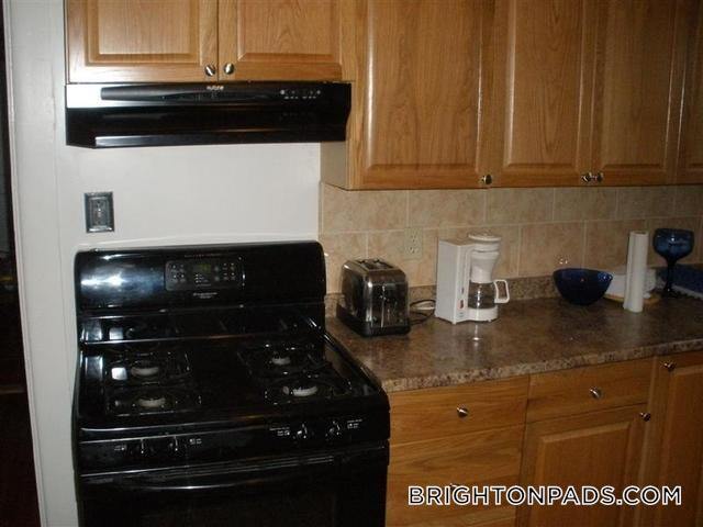 Photo - 18 Hunnewell Ave Unit 2