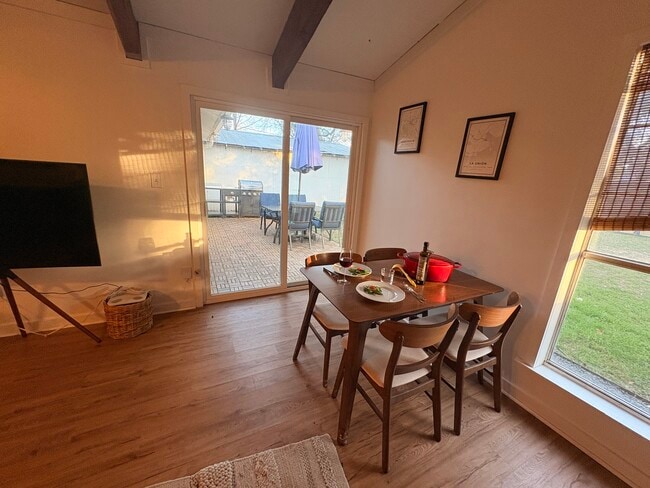 Photo - 2200 Bahama Rd