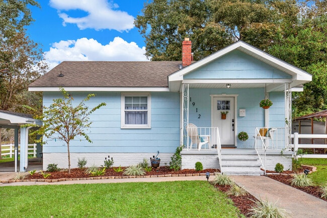 Photo - 1912 Hawthorne St