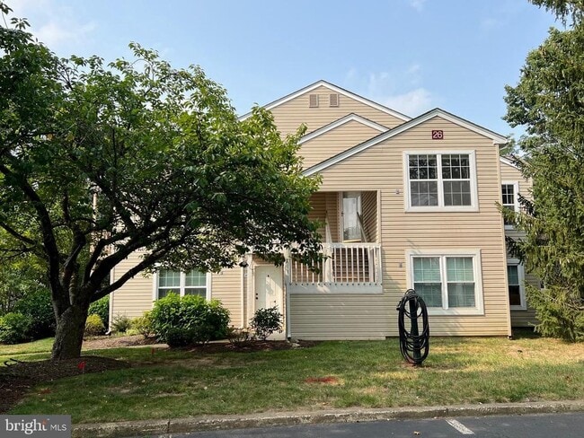 Building Photo - 2608 Beacon Hill Dr Rental