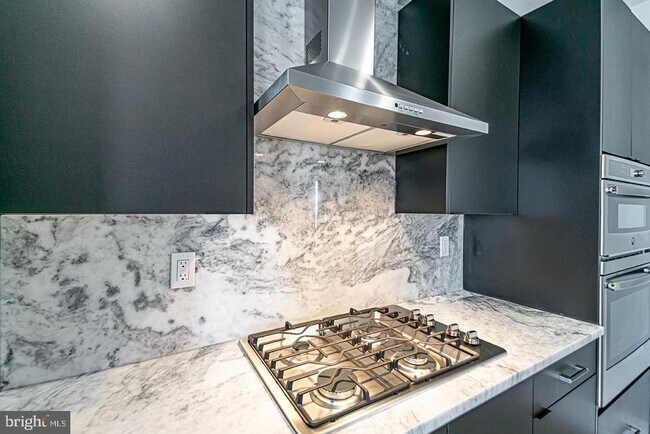 Photo - 526 Brown St Unit 302