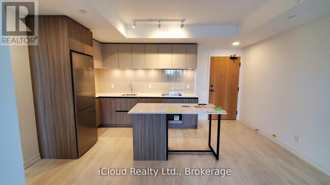 Photo - 7950 Bathurst St Unit 210