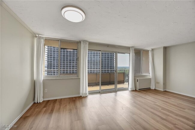 Building Photo - 12900 Lake Ave Unit 1707