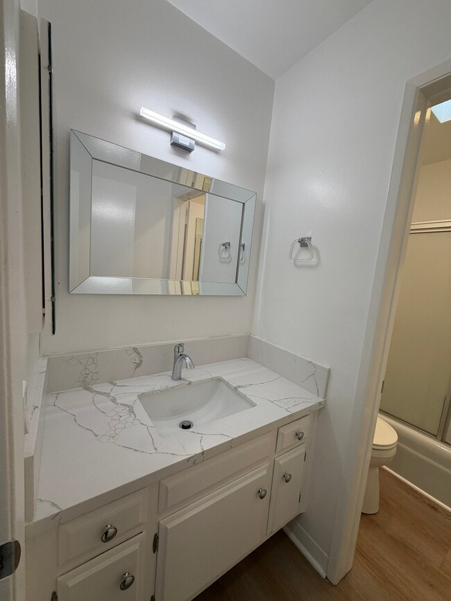 Photo - 1825 N Gramercy Pl Unit 311