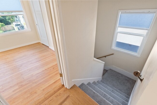 Photo - 485 36th St Unit Sunny spacious top