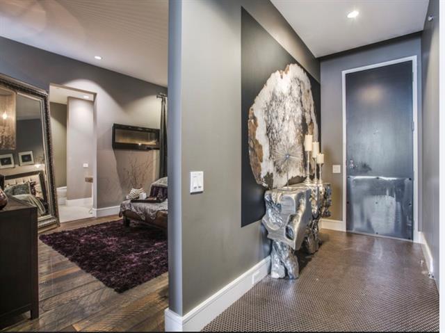 Photo - 2408 Victory Park Ln Unit 1034