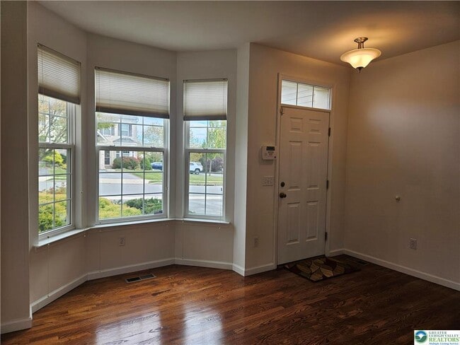 Photo - 311 Blue Sage Dr