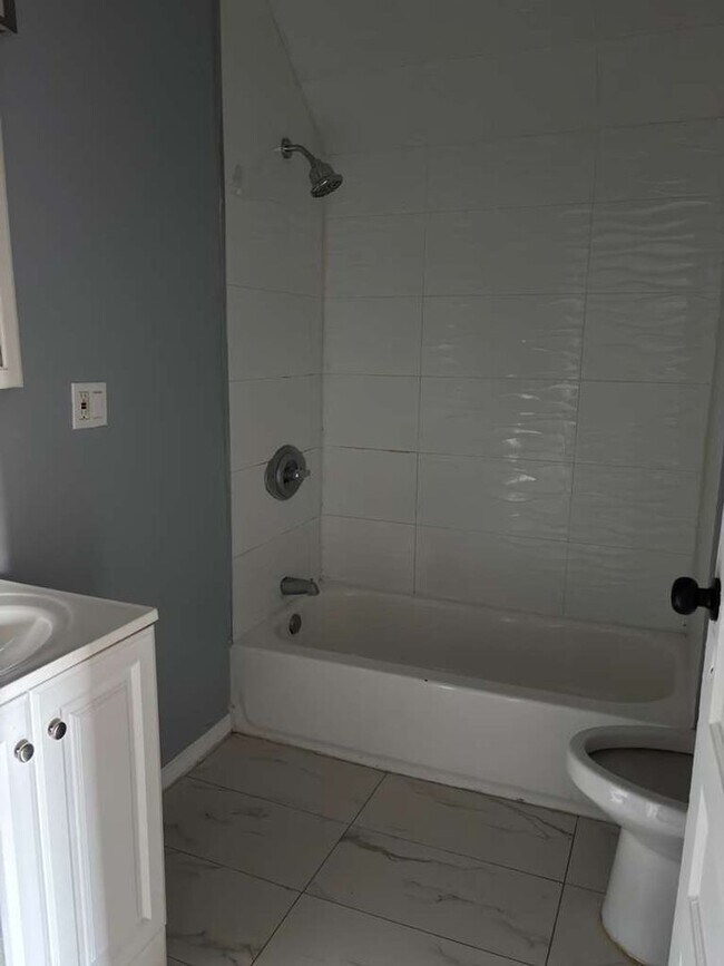 Photo - 74-78-78 Baldwin Ave Unit 3