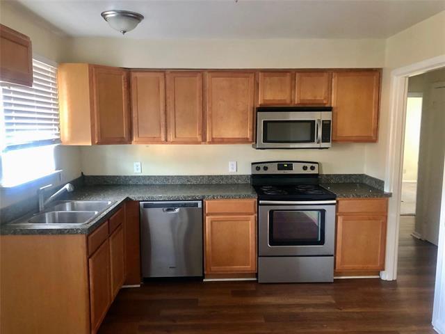 Photo - 2709 Highwood Dr